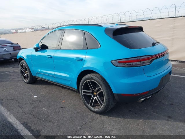 2021 PORSCHE MACAN WP1AB2A51MLB32756 Photo 2