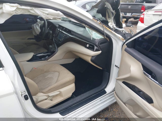 Toyota CAMRY LE 2019 4T1B11HK5KU820826 Image 5