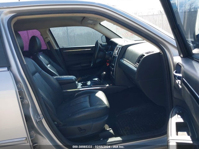 2008 CHRYSLER 300 TOURING VIN: 2C3KA53G88H241232