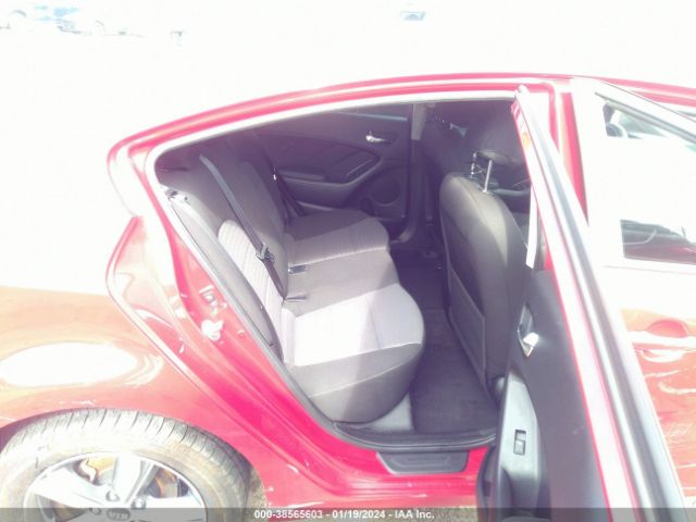 3KPFL4A71JE205307 KIA FORTE S
