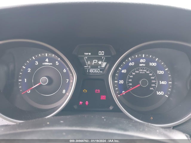 2016 HYUNDAI ELANTRA SE VIN: 5NPDH4AE1GH715071