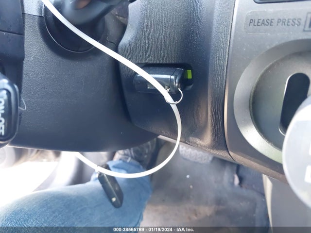 2006 TOYOTA PRIUS VIN: JTDKB20U563192265