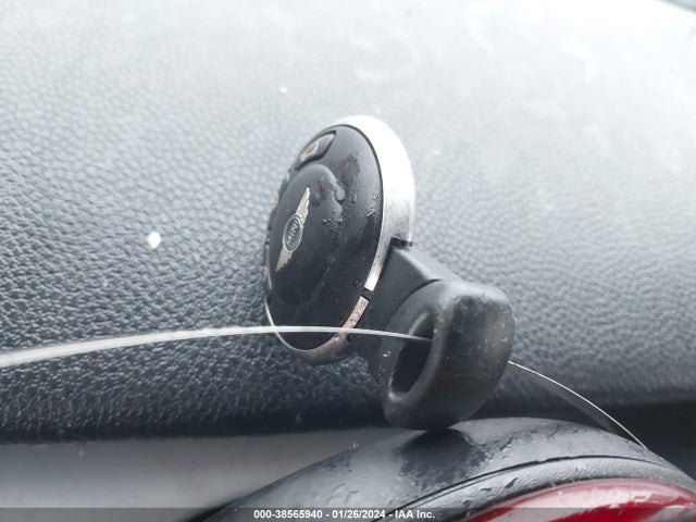 2012 MINI COOPER WMWSU3C50CT254197 Photo 10