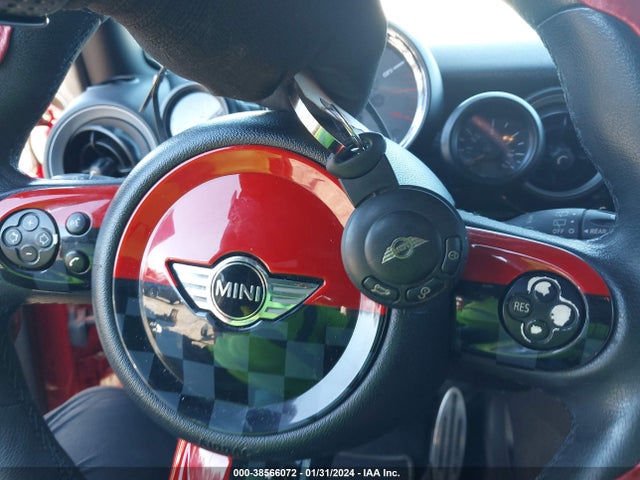 2012 MINI JOHN COOPER WORKS WMWSV9C53CT199728 Photo 10