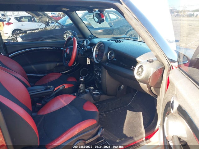 2012 MINI JOHN COOPER WORKS WMWSV9C53CT199728 Photo 4
