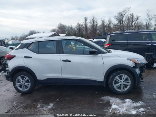 3N1CP5BV0NL477829 Nissan Kicks S Xtronic Cvt