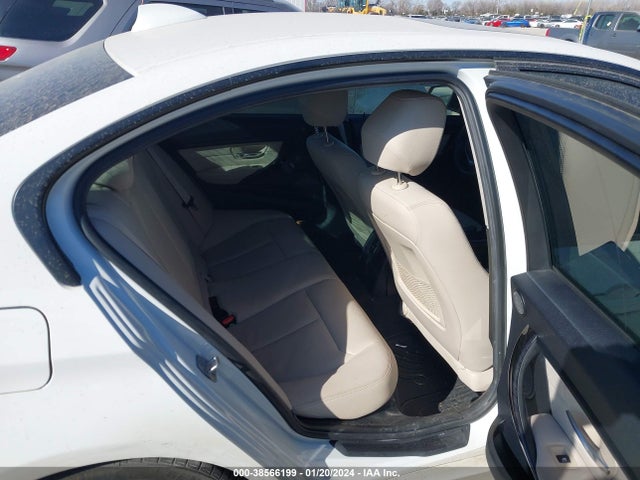 BMW 328I 2015 WBA3A5C5XFP605493 Image 8