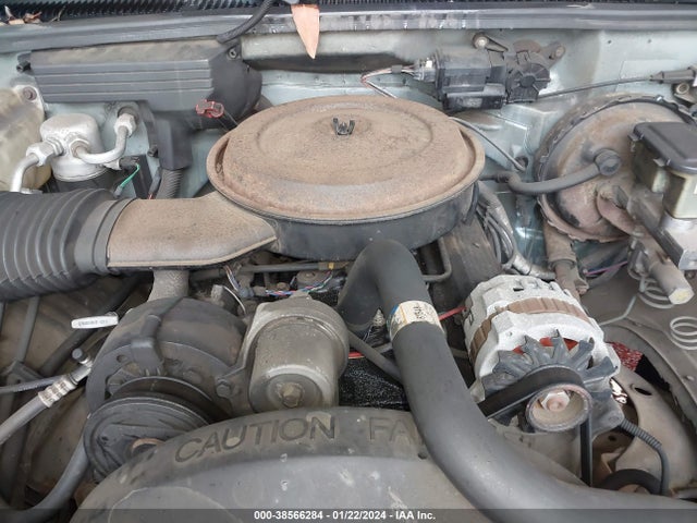1990 CHEVROLET GMT-400 C2500 VIN: 2GCFC29KXL1145766