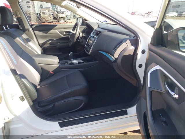 2018 NISSAN ALTIMA 2.5 SR VIN: 1N4AL3AP6JC298276