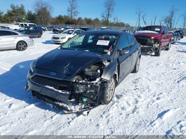 2015 FORD FOCUS SE VIN: 1FADP3F23FL310826