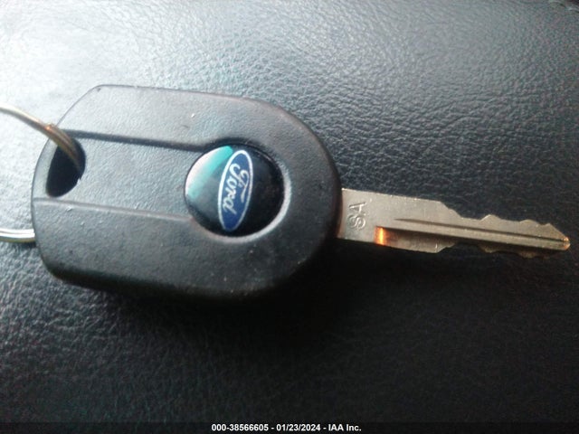2013 FORD EXPLORER XLT VIN: 1FM5K8D84DGB25283