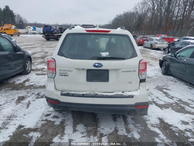 2018 SUBARU FORESTER 2.5I VIN: JF2SJABC6JH563223