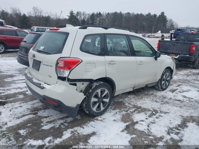 2018 SUBARU FORESTER 2.5I VIN: JF2SJABC6JH563223