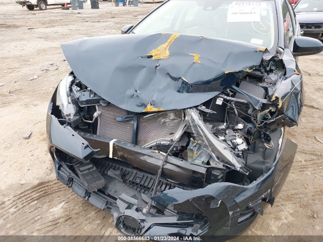 Toyota COROLLA LE 2017 5YFBURHE1HP672863 Image 6