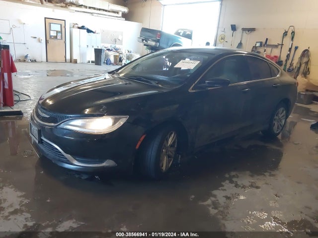 Chrysler 200 Limited 2016 1C3CCCAB9GN159445 Image 2
