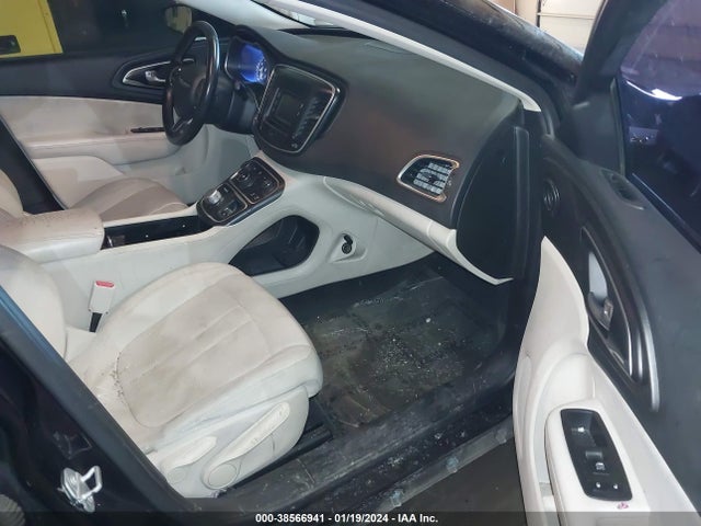 Chrysler 200 Limited 2016 1C3CCCAB9GN159445 Image 5