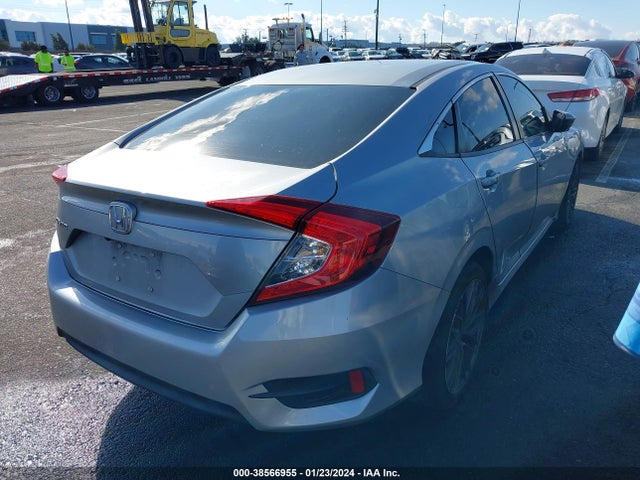Honda Civic Lx 2018 2HGFC2F5XJH590674 Image 4