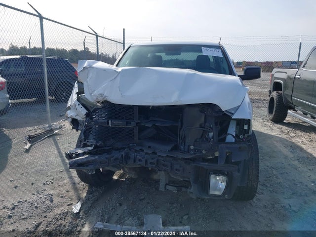 RAM 1500 Express Quad Cab 4x4 6'4 Box 2018 1C6RR7FTXJS291594 Image 12