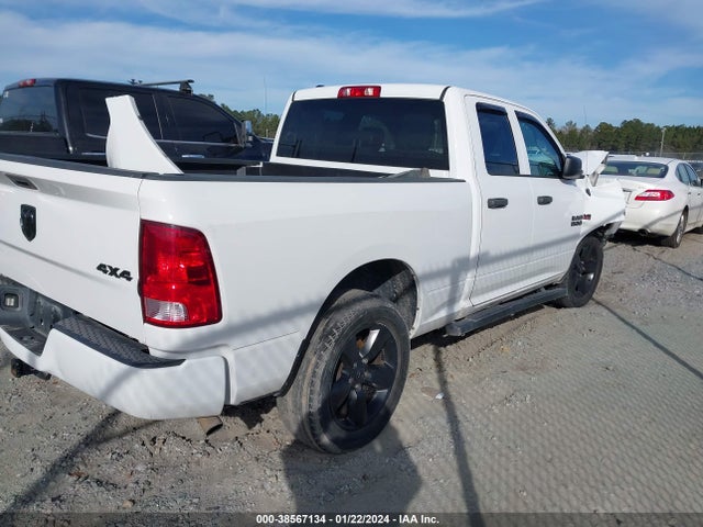 RAM 1500 Express Quad Cab 4x4 6'4 Box 2018 1C6RR7FTXJS291594 Image 4