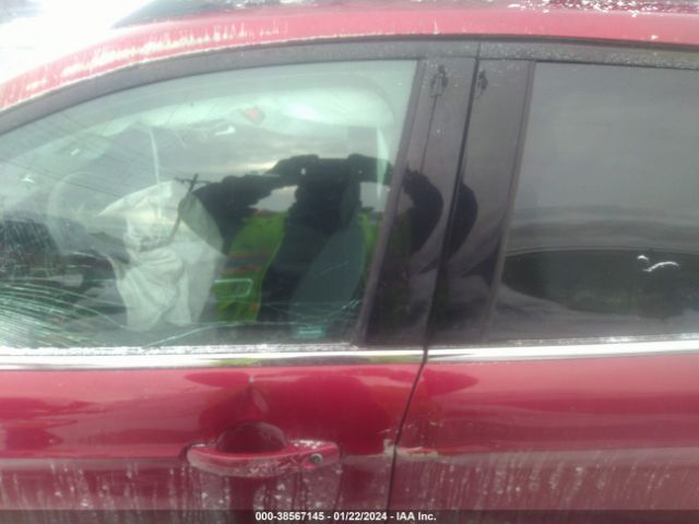 1FMCU9GD5JUA70162 Ford ESCAPE SE