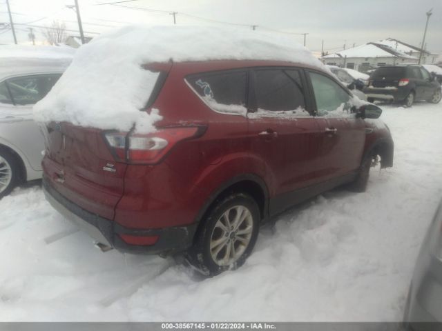 1FMCU9GD5JUA70162 Ford ESCAPE SE