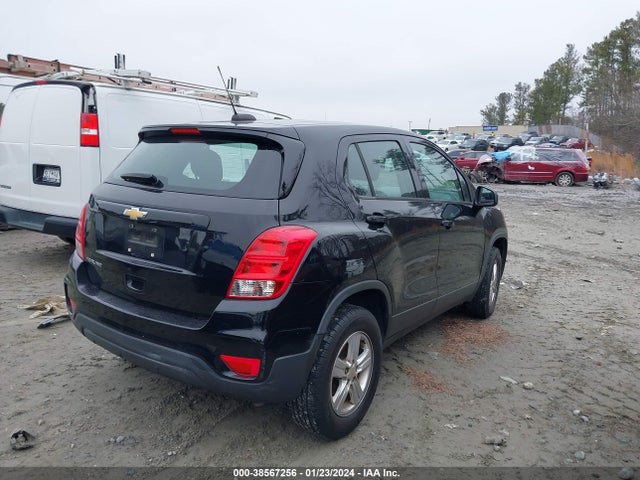 Chevrolet TRAX LS 2017 3GNCJNSB1HL198857 Image 4