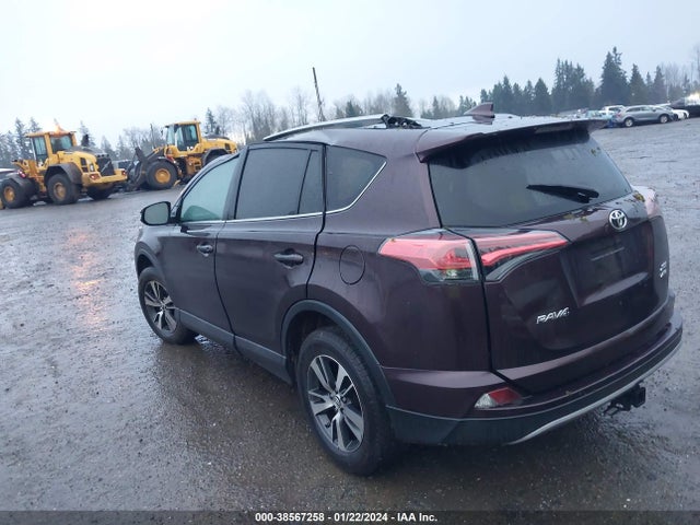 2018 TOYOTA RAV4 XLE VIN: 2T3RFREVXJW746273