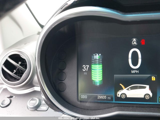 Chevrolet Spark Ev 2lt 2016 KL8CL6S00GC600829 Image 14