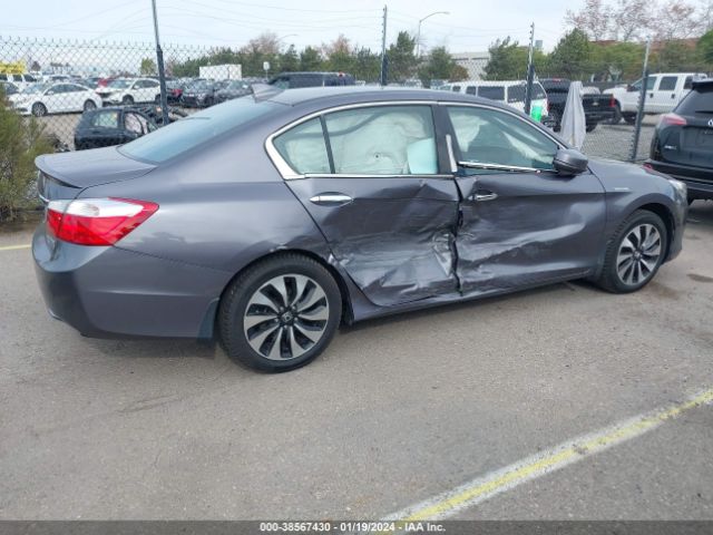 1HGCR6F77FA011477 Honda Accord Hybrid Touring