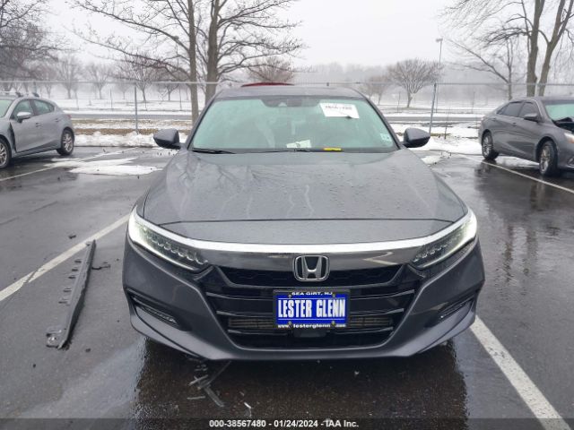 1HGCV2F96KA012359 Honda Accord Touring 2.0t