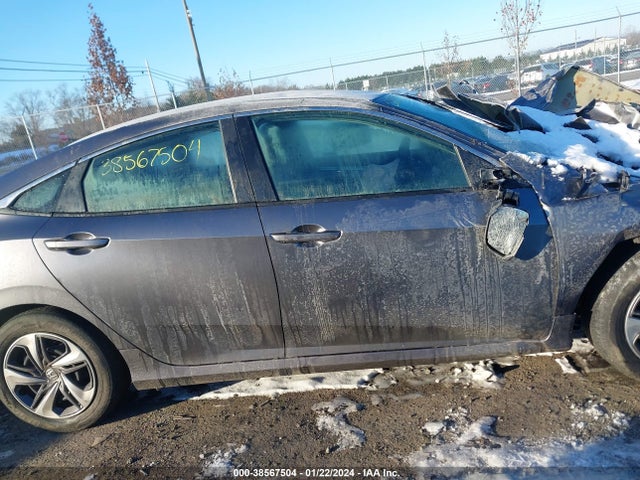 2021 HONDA CIVIC LX VIN: 2HGFC2F67MH510924