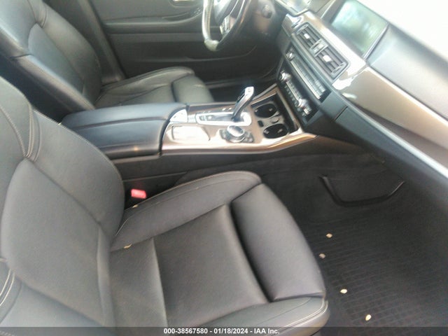 BMW 535i Xdrive 2014 WBA5B3C58ED536085 Image 5