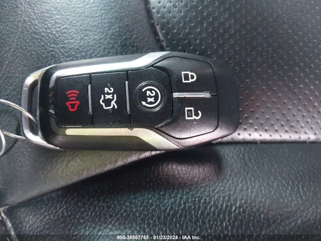 Ford Explorer Limited 2016 1FM5K8F81GGD27290 Image 11