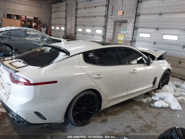 KNAE15LAXM6097843 KIA Stinger Gt-line