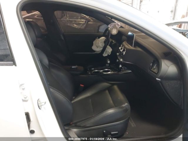 KNAE15LAXM6097843 KIA Stinger Gt-line