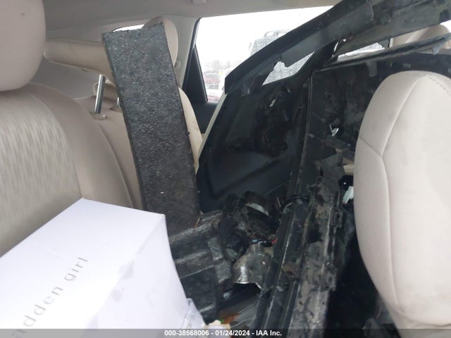 Nissan ROGUE SV 2017 KNMAT2MT6HP590770 Image 8