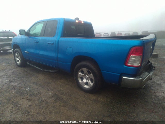 2021 RAM 1500 BIG HORN QUAD CAB 4X4 6'4 BOX VIN: 1C6SRFBT3MN539933