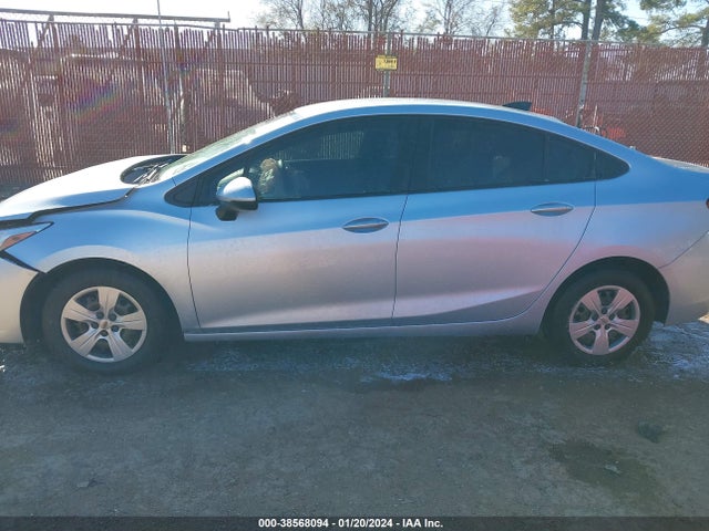 Chevrolet Cruze Ls Auto 2018 1G1BC5SM1J7214137 Image 14