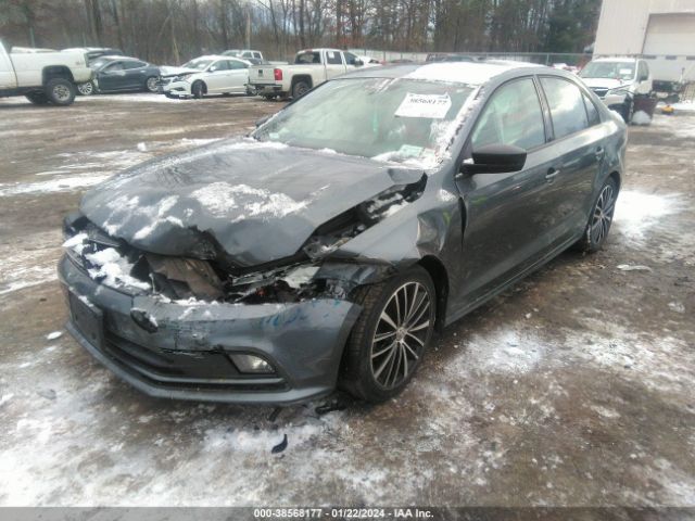 3VWD17AJ5GM403491 Volkswagen Jetta 1.8t Sport