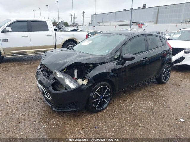 Ford FIESTA SE 2019 3FADP4EJ0KM146992 Image 2