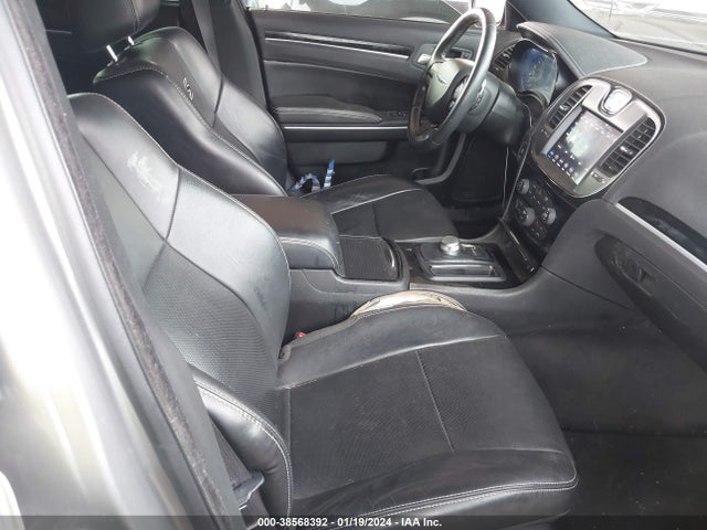 2C3CCABG0JH296384 Chrysler 300 300s