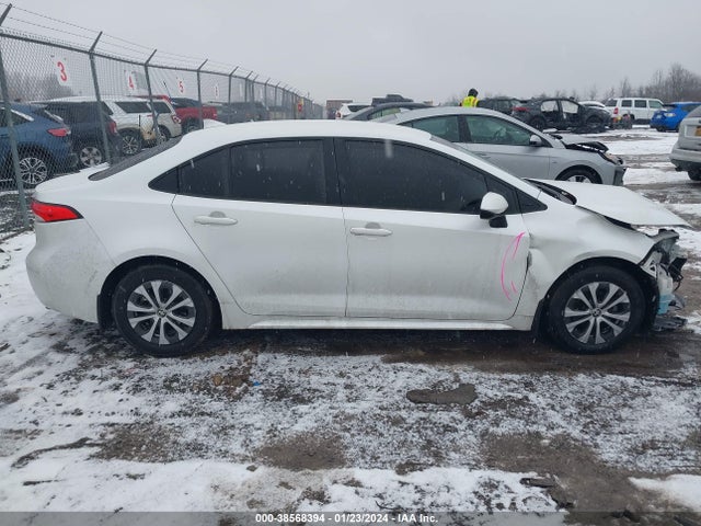 Toyota Corolla Hybrid Le 2022 JTDEAMDE0N3002708 Image 12