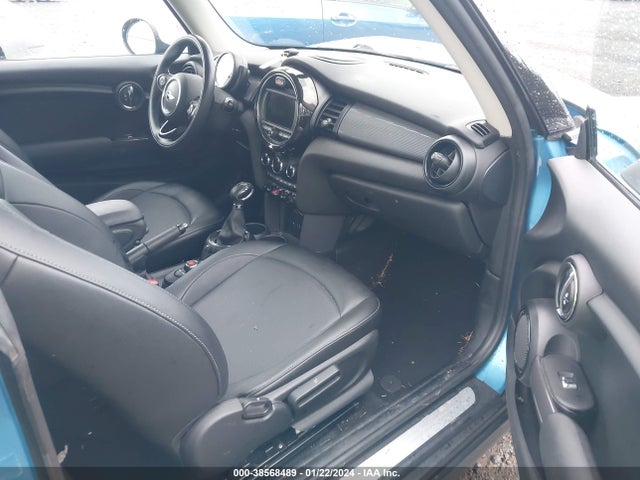 2016 MINI HARDTOP WMWXP5C5XG2D14462 Photo 4