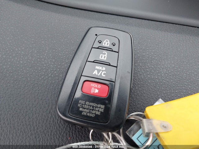 Toyota Prius Prime Premium 2017 JTDKARFP6H3047364 Image 11