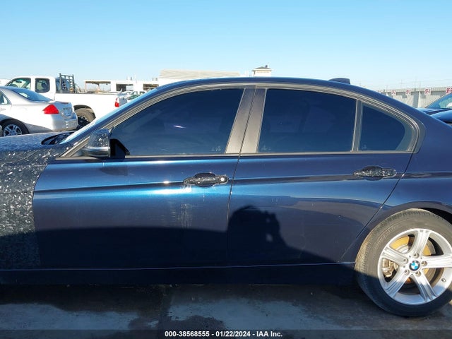 BMW 320i Xdrive 2015 WBA3C3G57FNT51374 Image 14