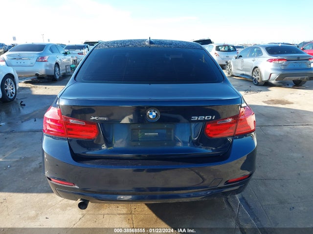 BMW 320i Xdrive 2015 WBA3C3G57FNT51374 Image 16