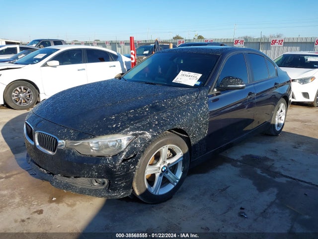 BMW 320i Xdrive 2015 WBA3C3G57FNT51374 Image 2