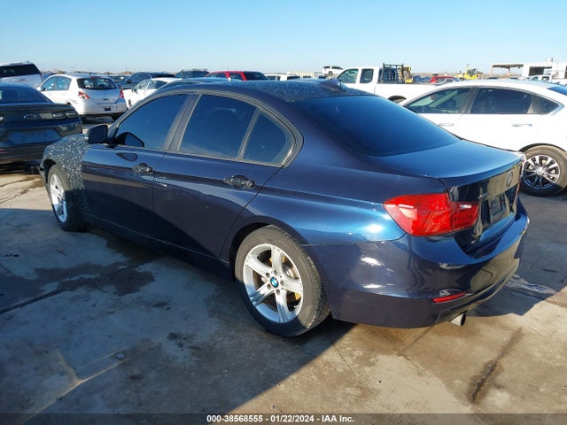 BMW 320i Xdrive 2015 WBA3C3G57FNT51374 Image 3