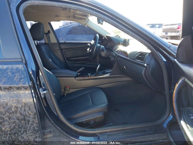 BMW 320i Xdrive 2015 WBA3C3G57FNT51374 Image 5