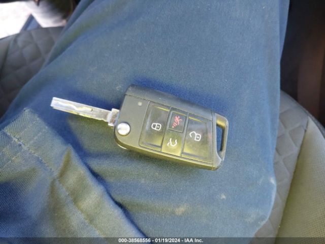 2018 VOLKSWAGEN TIGUAN 3VV1B7AX4JM015894 Photo 10